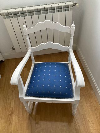 Silla auxiliar dormitorio lacada
