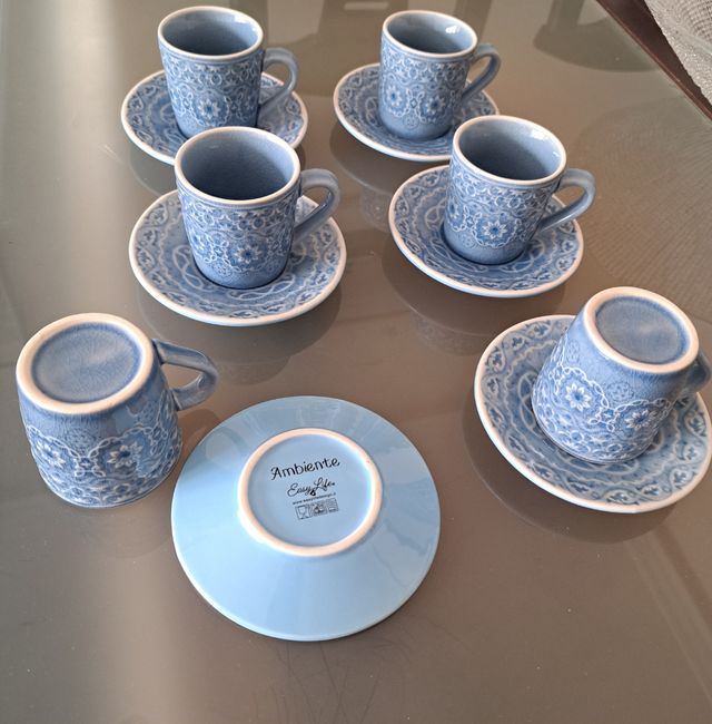 Conjunto tazas de café ambiente