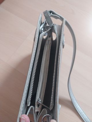 Bolso color plata