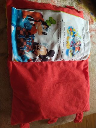 Libro blandito "la casa de Mickey Mouse"