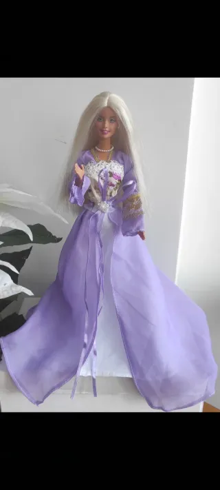 Muñeca princesa articulada