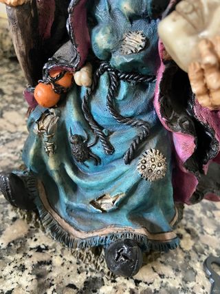 Bruja de cerámica