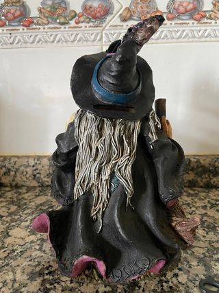 Bruja de cerámica