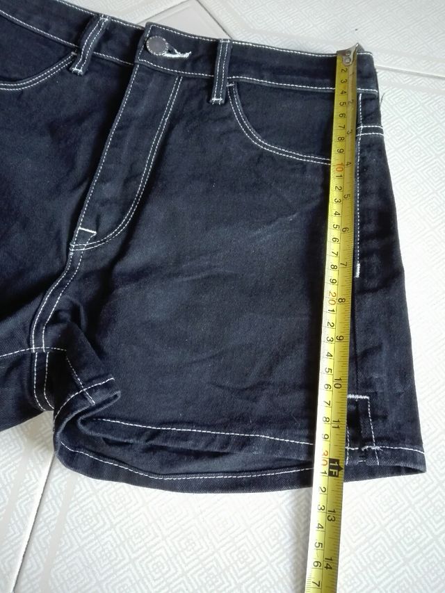 Short H&M. Talla 34