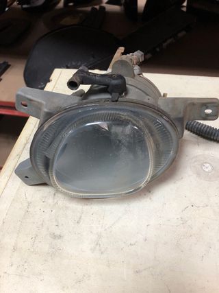 Faro antiniebla derecho volvo 9190905