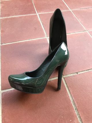 scarpe decollete’ tacco alto n 37