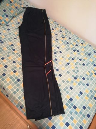 Chándal militar nuevo. 