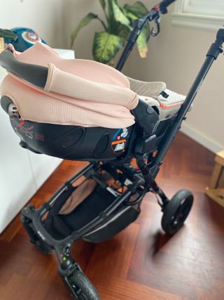 Carrito de Bebé marca Jané con Amortiguación