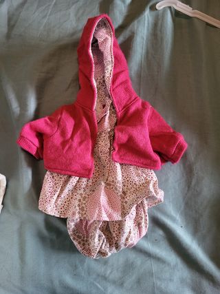Ropita muñeco 40cm.