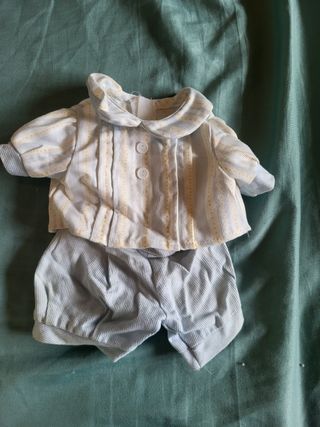 Ropita muñeco 40cm.