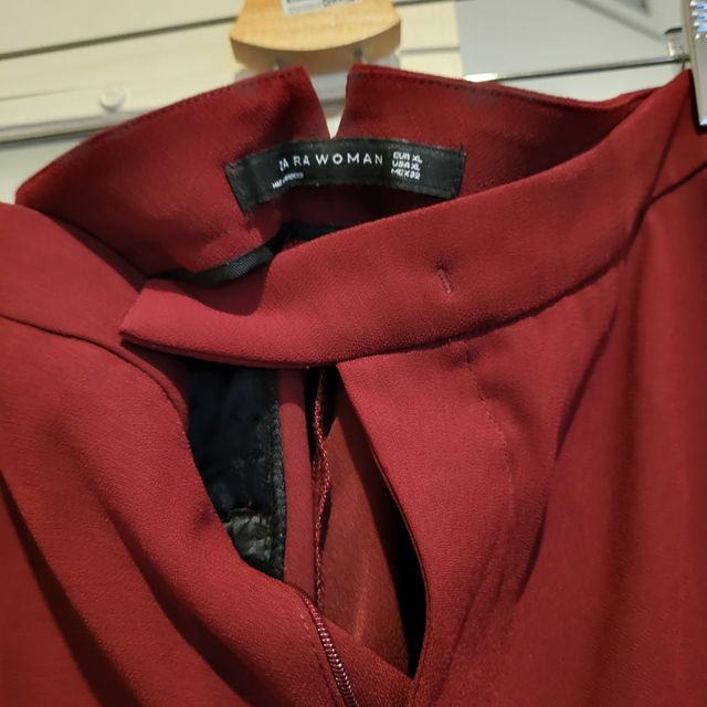 ZARA Pantalon recto rojo oscuro XL