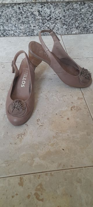 Zapatos Pitillos