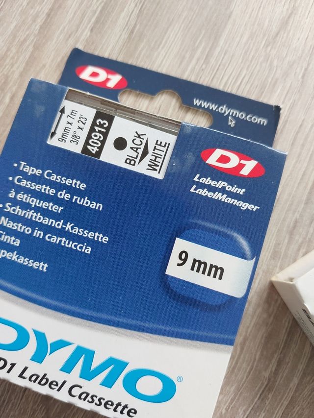 Cinta Dymo D1 9mm Black/White