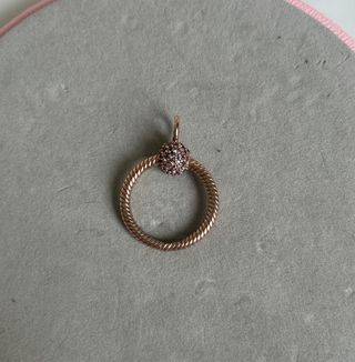 colgante pandora rose