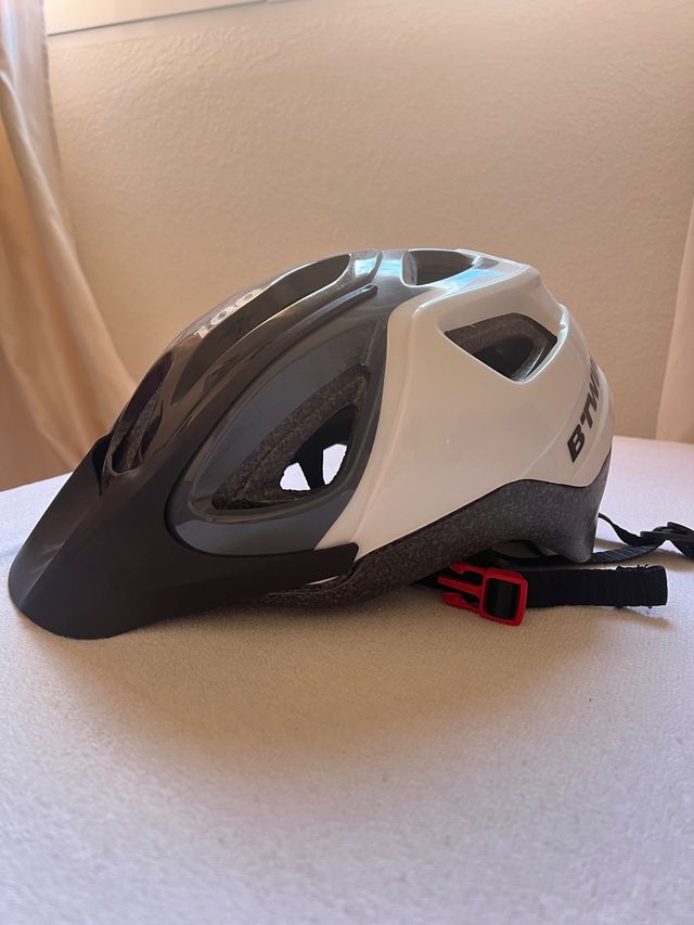 Casco de bici btwin