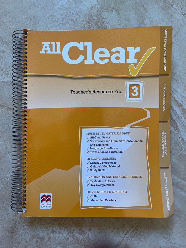 Teacher resource book “All clear 3”