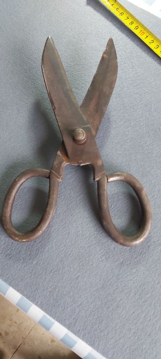 Antiguas tijeras forja Antonio Aranda