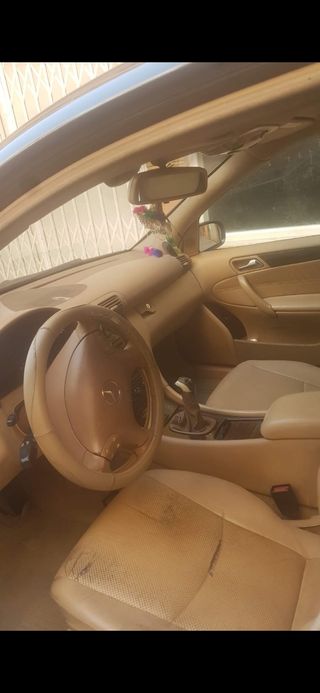 Mercedes-Benz Clase C 2004