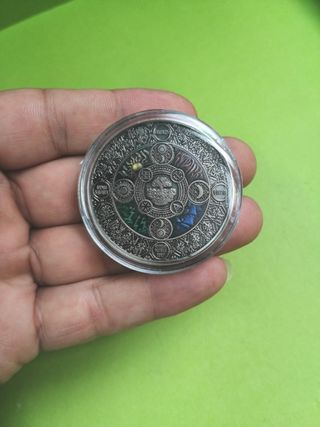 Dios Sol plata antigua , Moneda Árbol de la vida 
