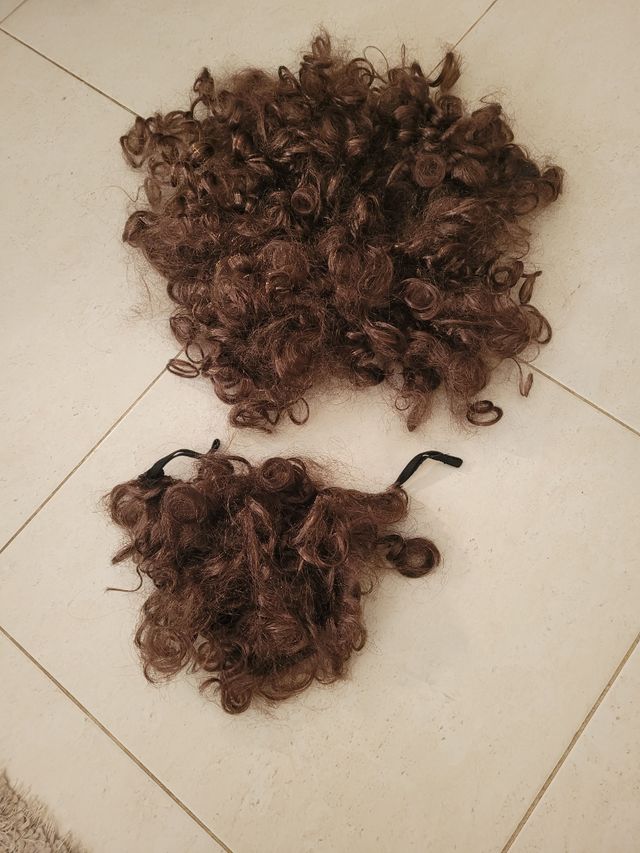 Peluca disfraz de calidad.