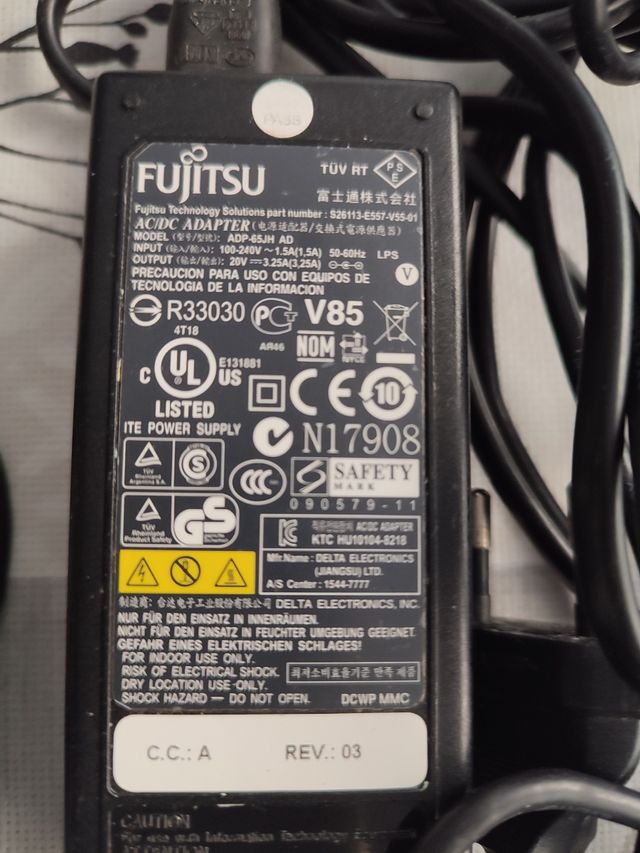 CARGADOR DE PORTÁTILES ASUS Y FUJITSU