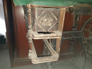 Maquina de coser antigua SINGER