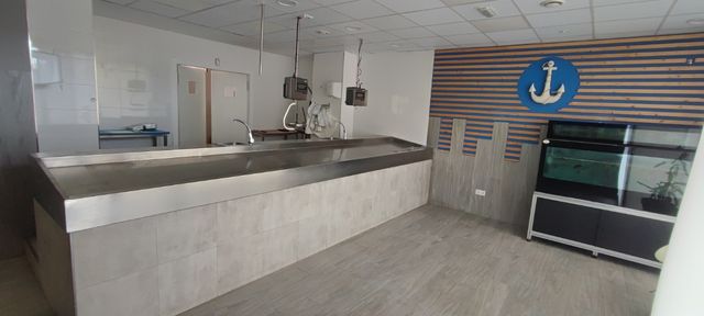 Local cascajos av madrid