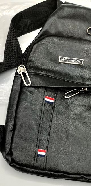 Mochila bandolera hombre. NUEVA