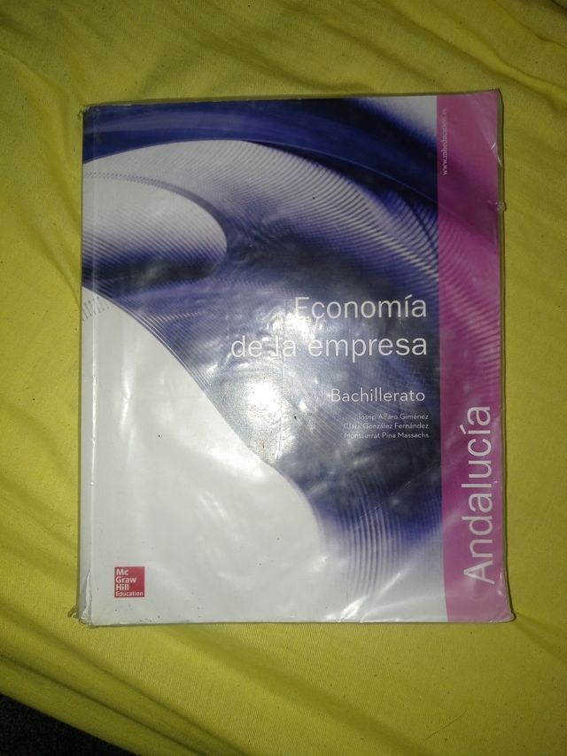 LIBRO DE 2 BACHILLERATO SOCIALES
