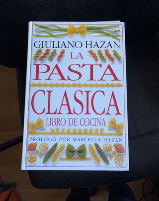 Colección  “Cocinar con Inés y Simone Ortega”