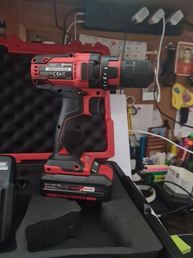 Atornillador a bateria