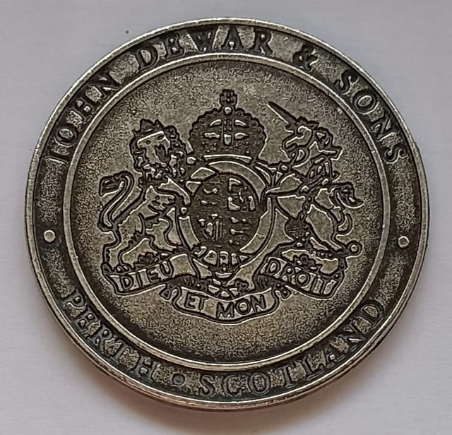 Medalla Token White Label Finest Scotch Whisky