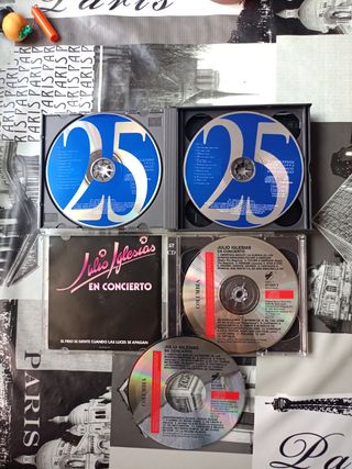 Lote de CDS de julio iglesias.