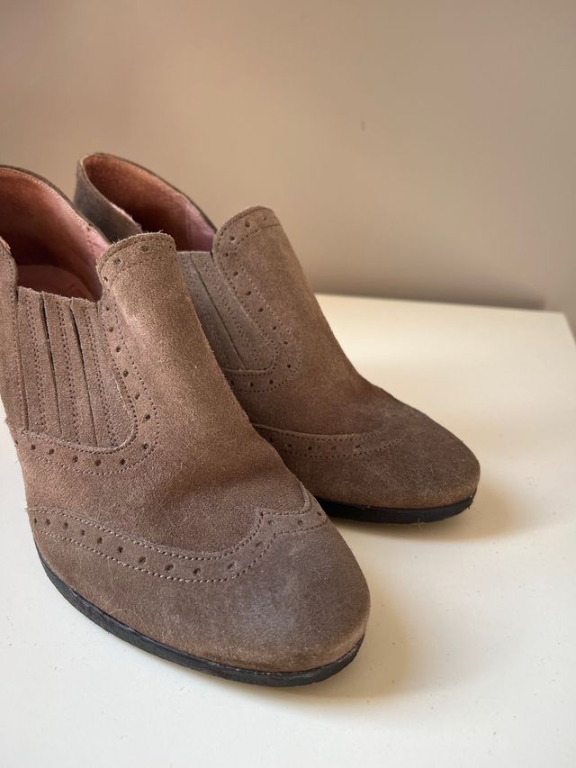 Scarpe in camoscio, con tacco alto, nº 36