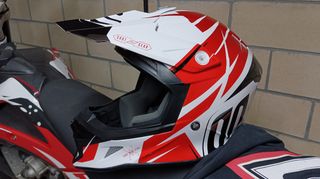 Casco enduro shot
