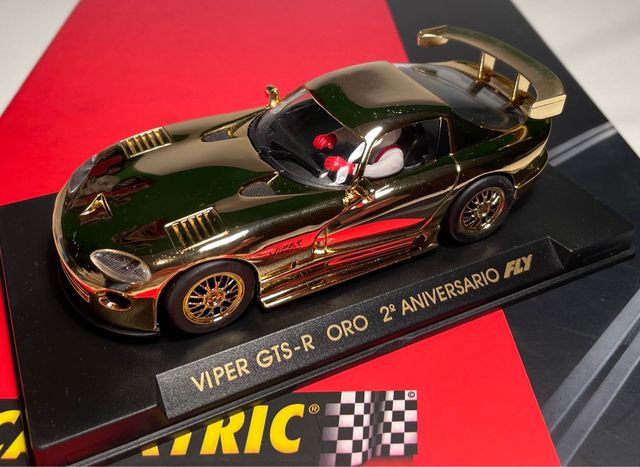 Scalextric Fly Viper Oro