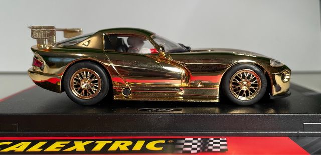 Scalextric Fly Viper Oro