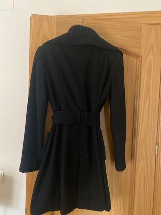 Abrigo chaqueton negro Zara