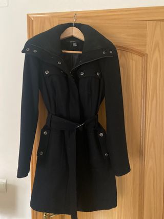 Abrigo chaqueton negro Zara