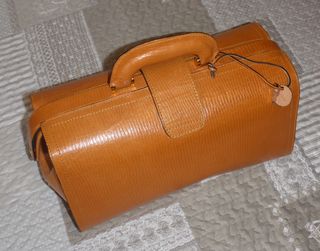 Maletín de Médico, nuevo, sin usar.