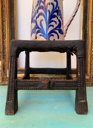 TABURETE ANTIGUO AFRICANO