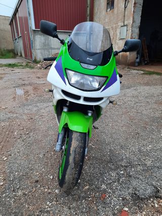 Kawasaki ZX6
