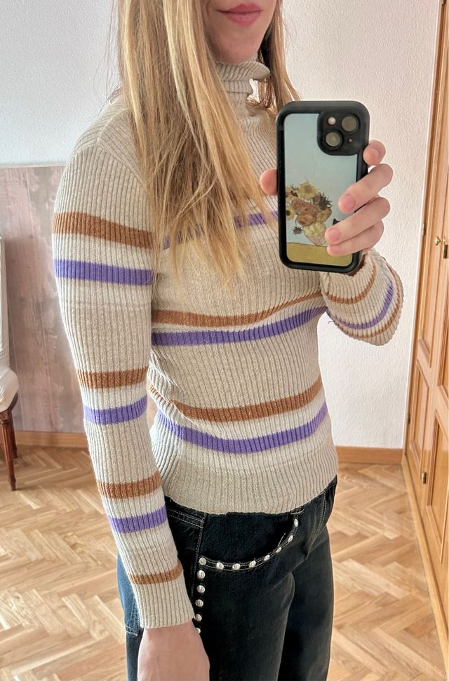 Jersey canalé cuello alto