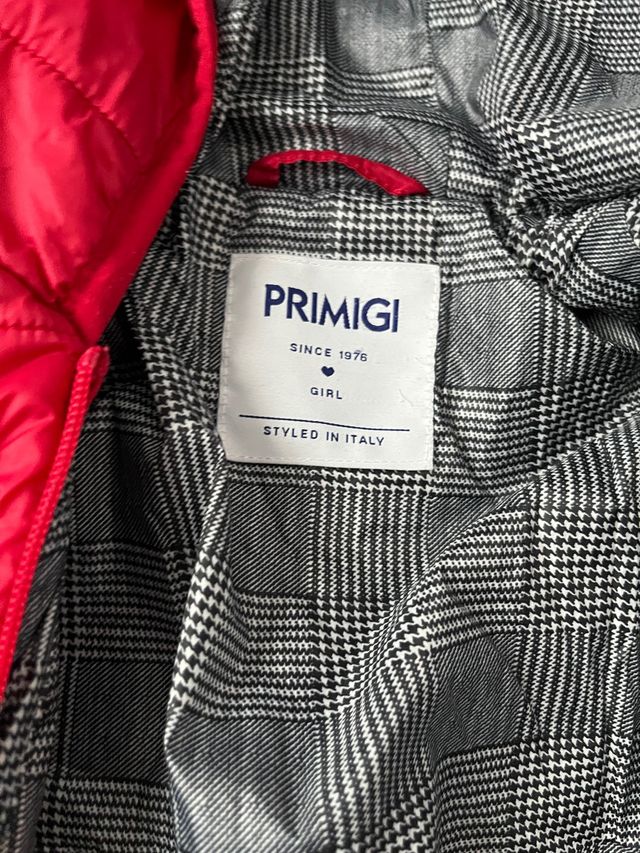 Abrigo rojo con capucha Primigi niña 7 años 124cm