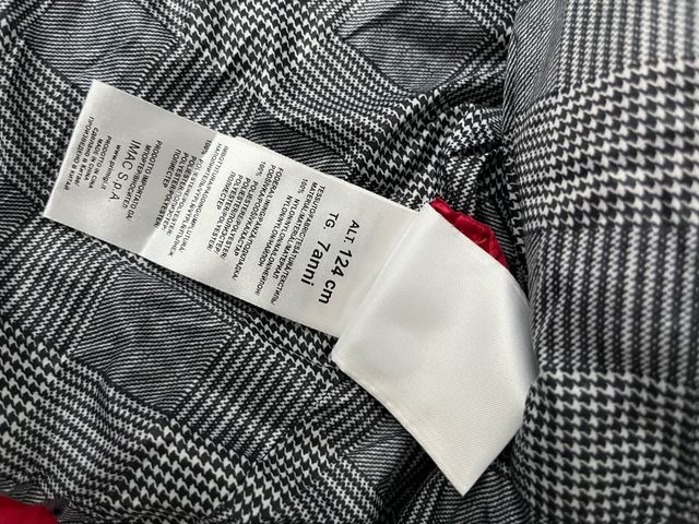 Abrigo rojo con capucha Primigi niña 7 años 124cm