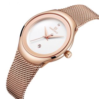 Accesorio reloj mujer elegante con caja