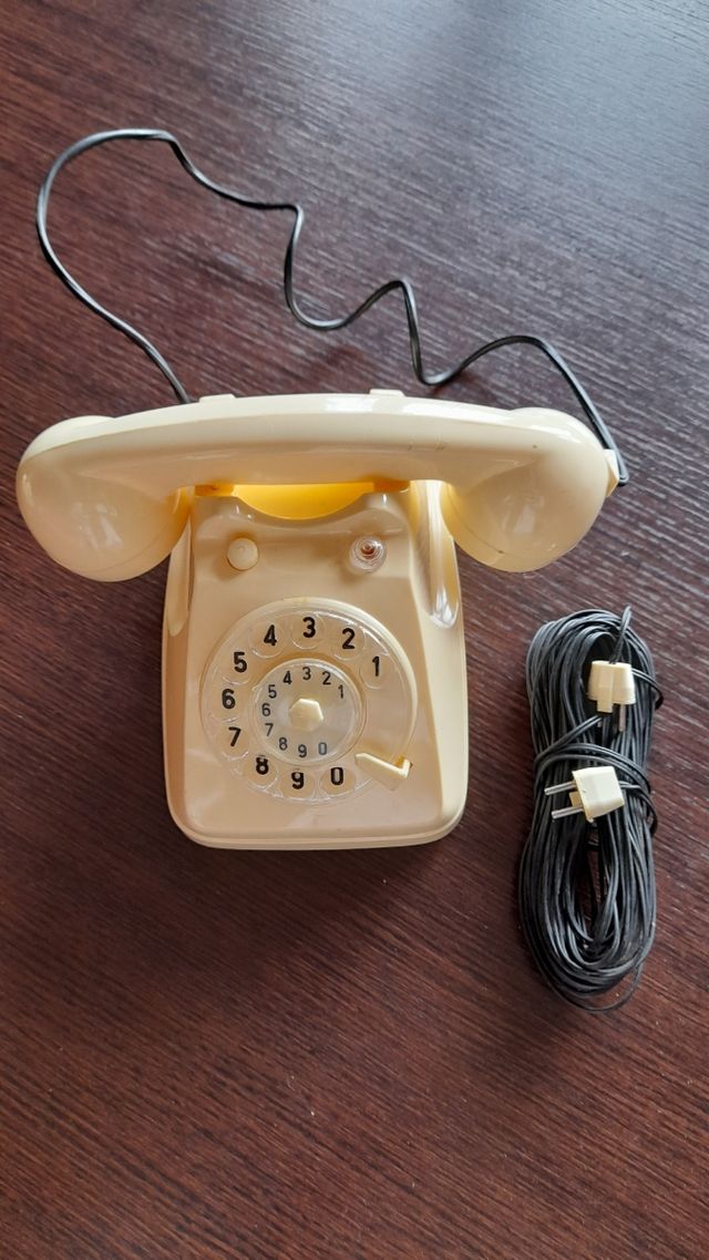 Telefoni giocattolo anni 70
