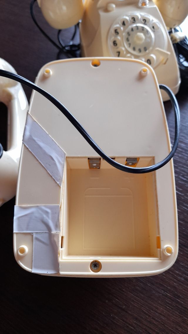 Telefoni giocattolo anni 70