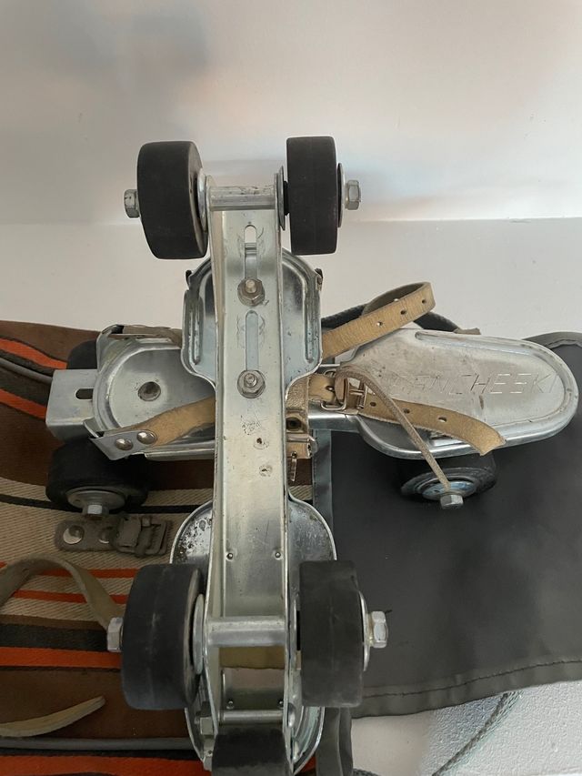 antiguos patines Sancheski