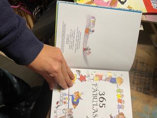 Libro 365 fabulas